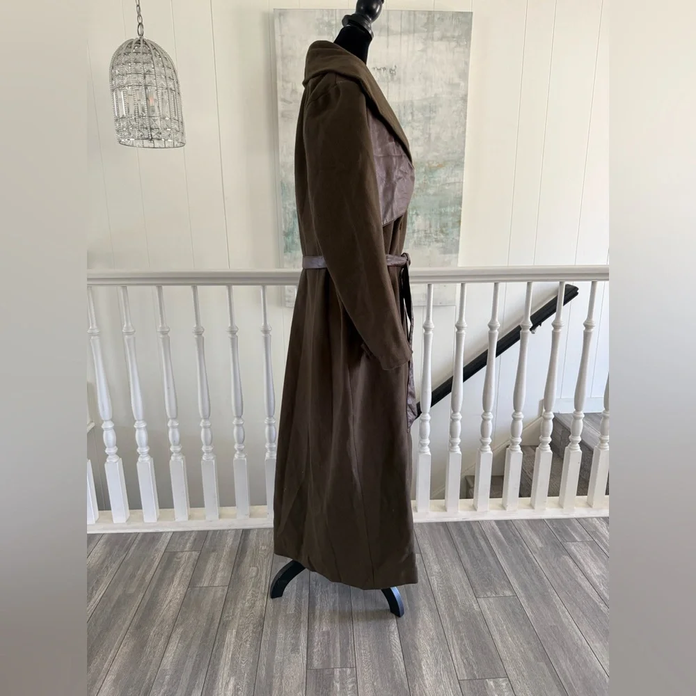NWT Pretty Little Thing Chocolate Brown trench coat size 10. - Picture 2 of 10